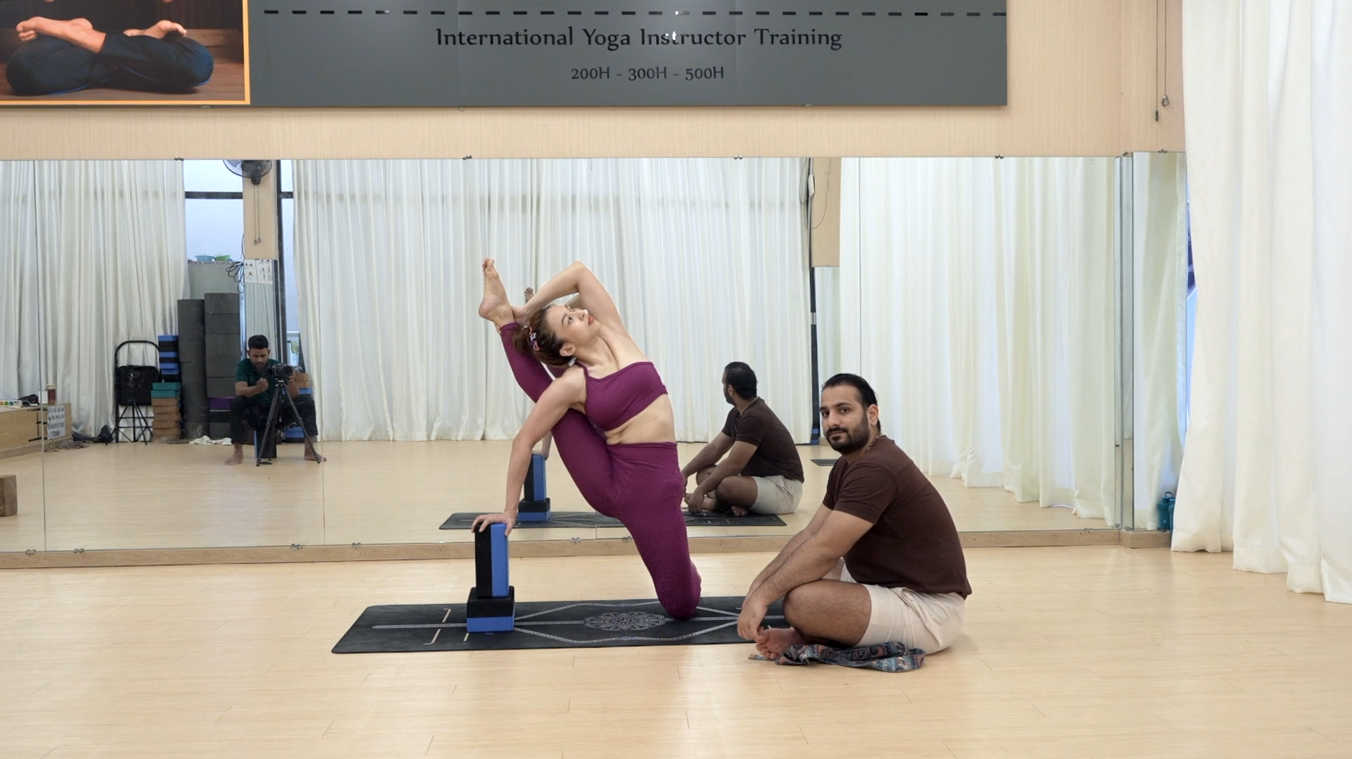 Hip Opening Masterclass – Improve Flexibility, Mobility & Freedom of Movement